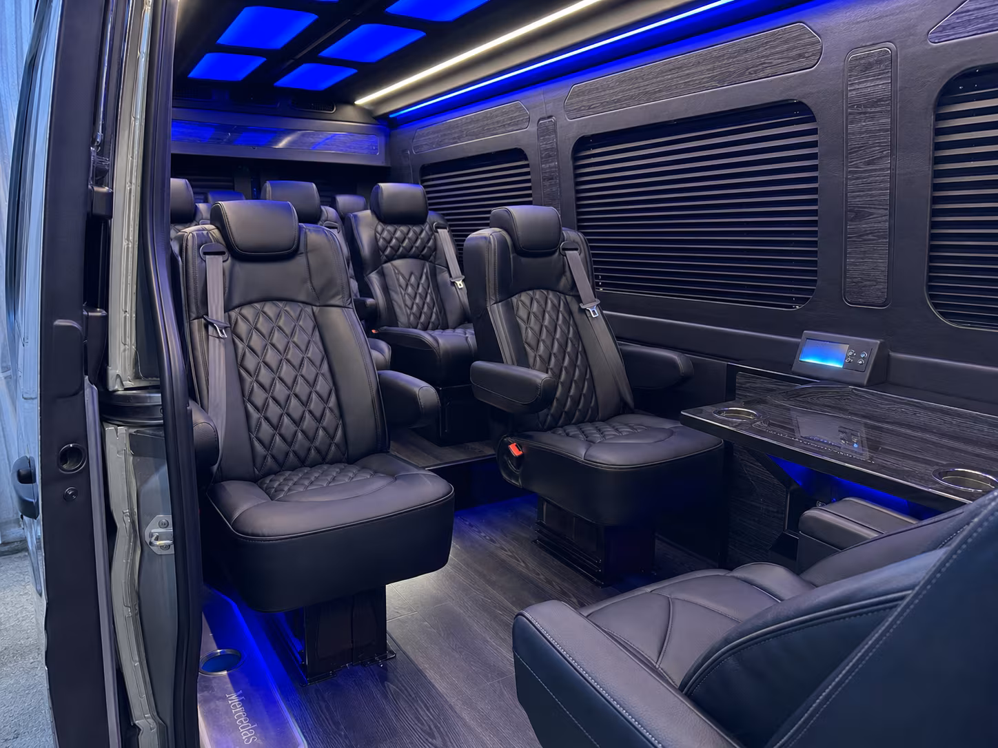 blog rent a bus to las vegas convention center hero