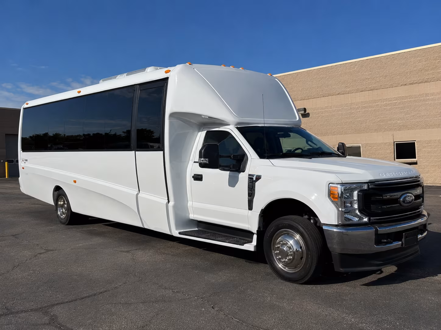 book group transportation for your next bachelor or bachelorette party 4