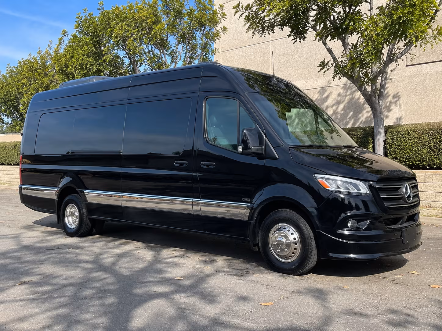 convention and trade show buses in las vegas
