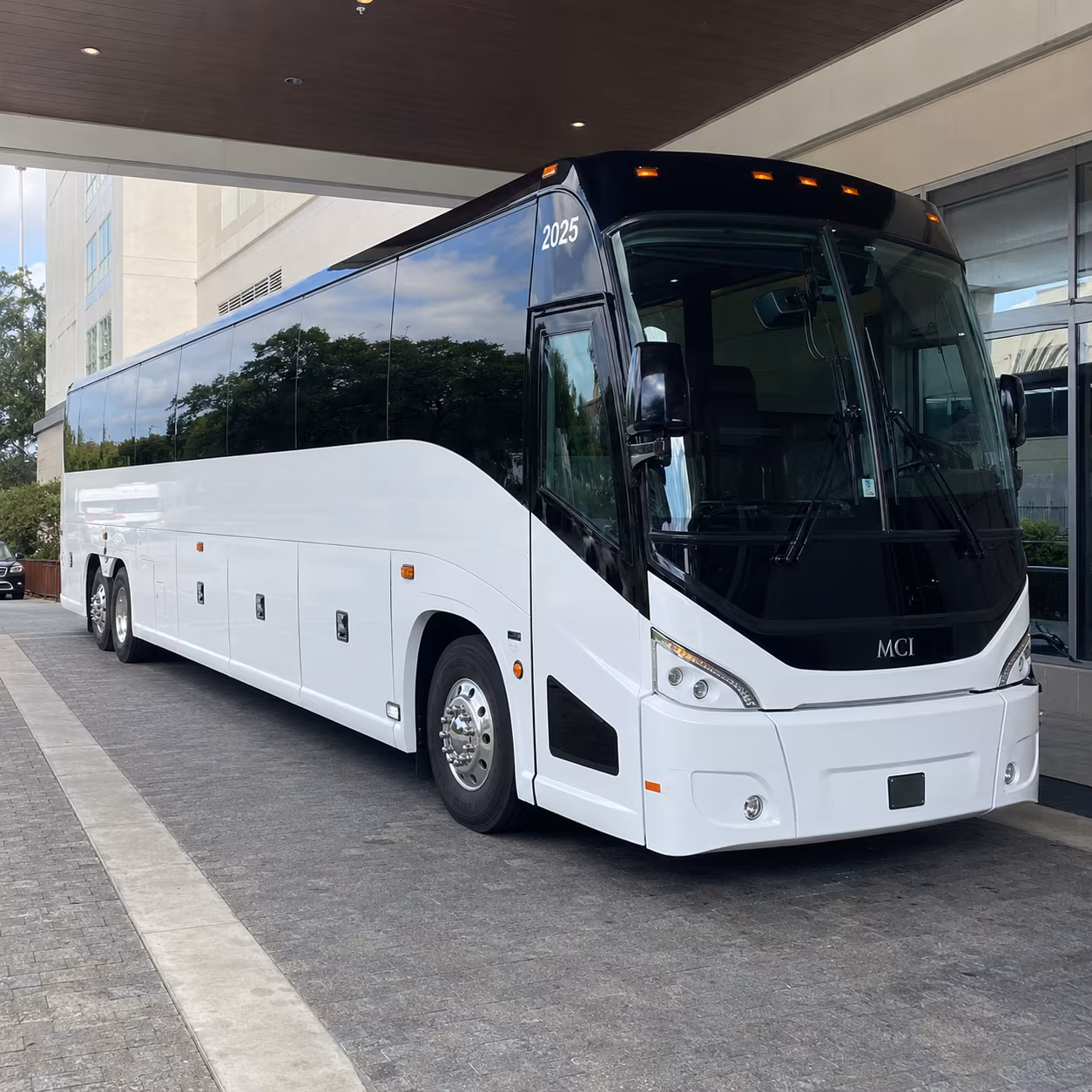 las vegas 54 passenger charter bus