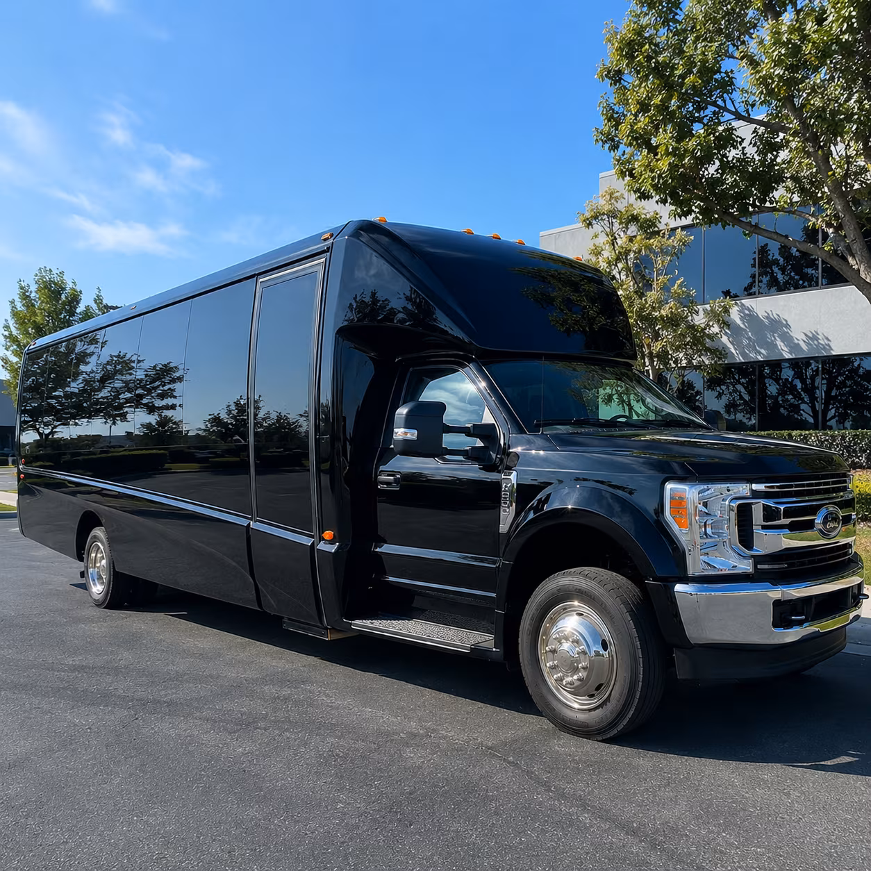 minibus rentals for smaller prom groups in las vegas