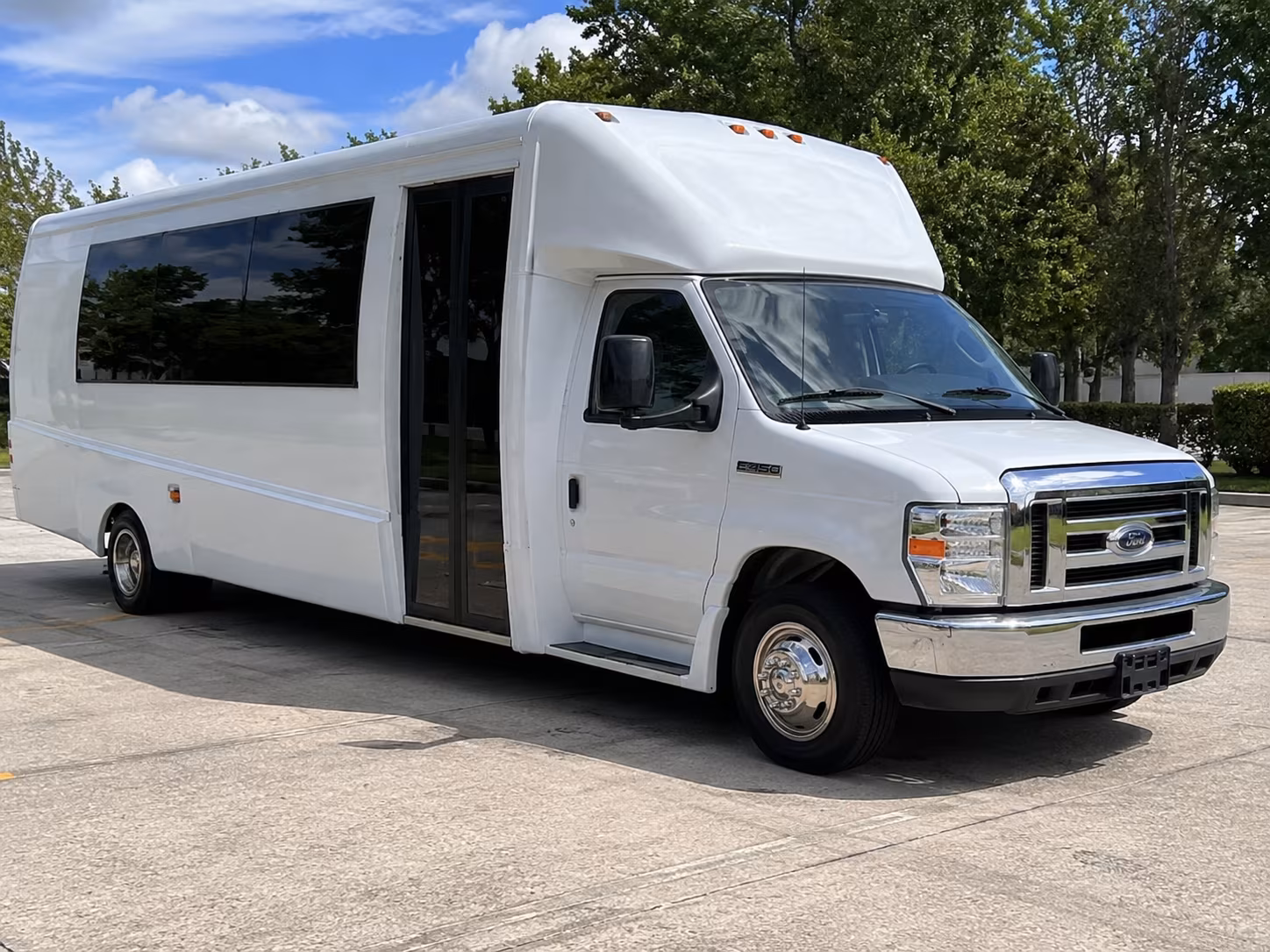 party bus rentals for las vegas high school proms